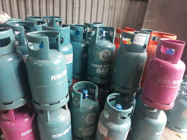 Cảnh báo người tiêu dùng sử dụng gas an toàn, bài học từ những vụ nổ bình gas - Hình 2 Canh bao nguoi tieu dung su dung gas an toan, bai hoc tu nhung vu no binh gas-Hinh-2