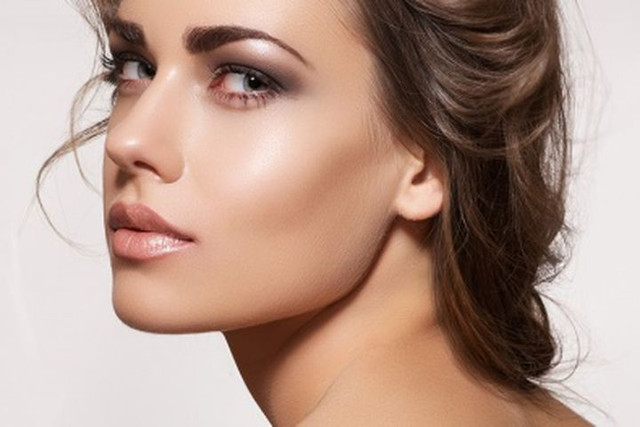 Tiết lộ về gò má mang phúc tướng của quý cô cả đời sung túc Tiet lo ve go ma mang phuc tuong cua quy co ca doi sung tuc