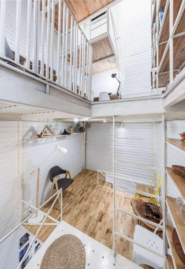 Nhà phố 10m2 ở Hà Nội không tốn một viên gạch để xây vẫn đẹp - Hình 6 Nha pho 10m2 o Ha Noi khong ton mot vien gach de xay van dep-Hinh-6