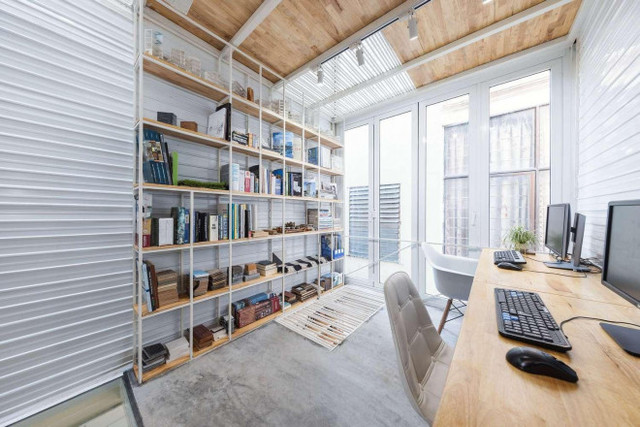 Nhà phố 10m2 ở Hà Nội không tốn một viên gạch để xây vẫn đẹp - Hình 17 Nha pho 10m2 o Ha Noi khong ton mot vien gach de xay van dep-Hinh-17