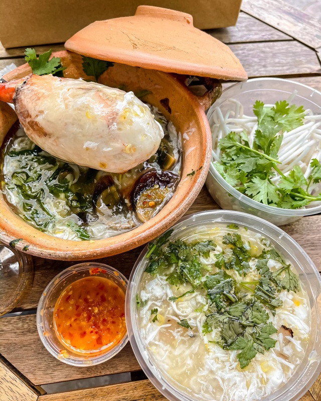 Súp càng cua giá nửa triệu đồng ở Sài Gòn hút khách - Hình 4 Sup cang cua gia nua trieu dong o Sai Gon hut khach-Hinh-4