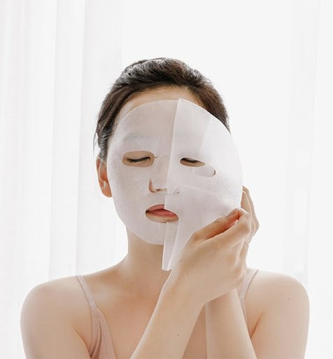 3 thời điểm đắp mặt nạ khiến da ngày càng xấu - Hình 2 3 thoi diem dap mat na khien da ngay cang xau-Hinh-2