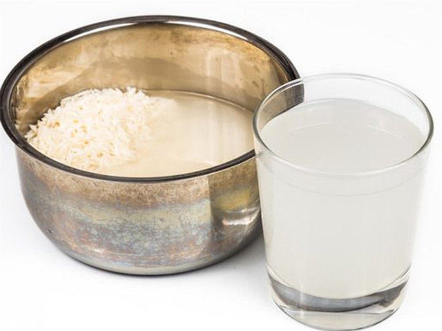 Nước vo gạo có công dụng làm đẹp thần kỳ Nuoc vo gao co cong dung lam dep than ky