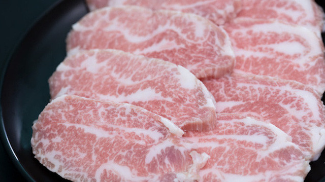 Phần thịt lợn này bất ngờ đắt đỏ, 600.000 đồng/kg vẫn cháy hàng - Hình 3 Phan thit lon nay bat ngo dat do, 600.000 dong/kg van chay hang-Hinh-3