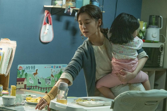 Chồng vô tâm mê điện thoại, tôi "nổi đóa" đuổi anh ra khỏi nhà - Hình 2 Chong vo tam me dien thoai, toi