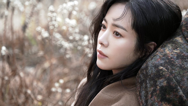 Chồng vô tâm mê điện thoại, tôi "nổi đóa" đuổi anh ra khỏi nhà Chong vo tam me dien thoai, toi