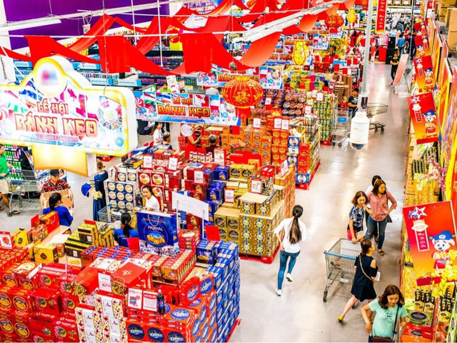 Thời điểm lý tưởng để sắm được nhiều đồ Tết vừa rẻ vừa ngon Thoi diem ly tuong de sam duoc nhieu do Tet vua re vua ngon