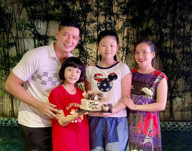 Hé lộ mối quan hệ của Bình Minh và nhà vợ đại gia - Hình 4 He lo moi quan he cua Binh Minh va nha vo dai gia-Hinh-4
