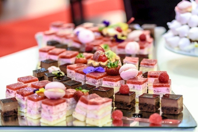 3 thứ nên tránh khi đi ăn buffet - Hình 2 3 thu nen tranh khi di an buffet-Hinh-2