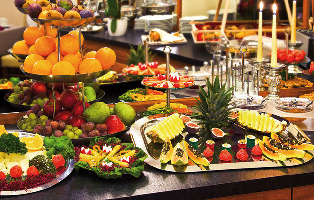 3 thứ nên tránh khi đi ăn buffet - Hình 3 3 thu nen tranh khi di an buffet-Hinh-3