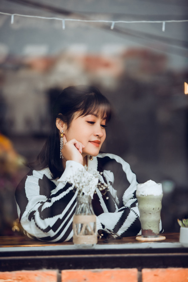 Nhan sắc vợ kém 11 tuổi của nghệ sĩ Quang Thắng - Hình 4 Nhan sac vo kem 11 tuoi cua nghe si Quang Thang-Hinh-4
