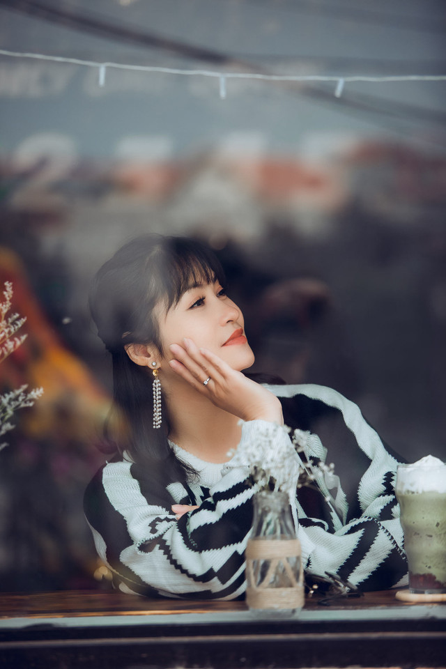 Nhan sắc vợ kém 11 tuổi của nghệ sĩ Quang Thắng - Hình 5 Nhan sac vo kem 11 tuoi cua nghe si Quang Thang-Hinh-5