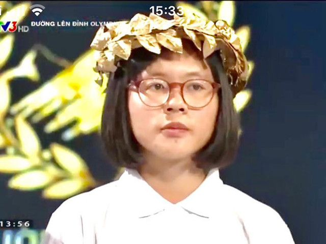 Gặp nữ sinh Olympia đang xếp chót bất ngờ vươn lên giành chiến thắng - Hình 2 Gap nu sinh Olympia dang xep chot bat ngo vuon len gianh chien thang-Hinh-2