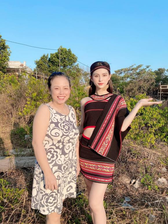 Tường Vi tặng mẹ một miếng đất và sổ tiết kiệm nhân ngày 8/3 - Hình 4 Tuong Vi tang me mot mieng dat va so tiet kiem nhan ngay 8/3-Hinh-4