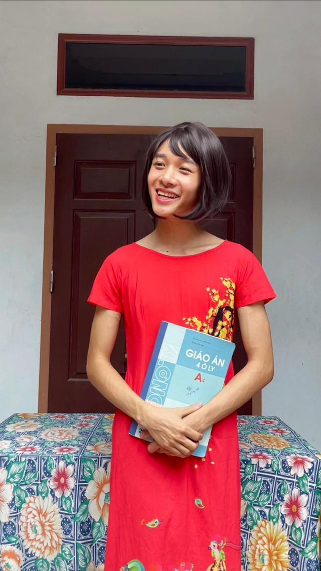Nam sinh đam mê diễn xuất có hơn 2 triệu người theo dõi trên Tiktok - Hình 2 Nam sinh dam me dien xuat co hon 2 trieu nguoi theo doi tren Tiktok-Hinh-2