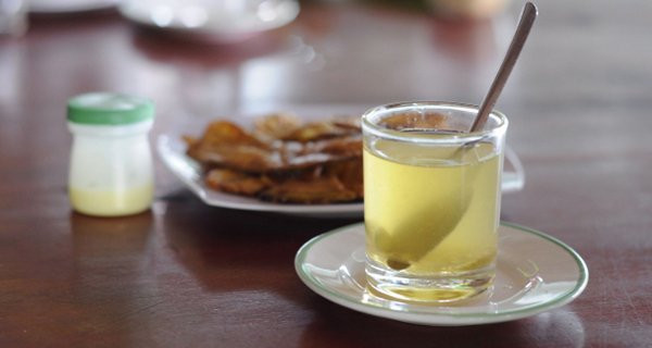 3 thời điểm uống nước mật ong ấm cực tốt, thải sạch cặn bẩn dạ dày 3 thoi diem uong nuoc mat ong am cuc tot, thai sach can ban da day