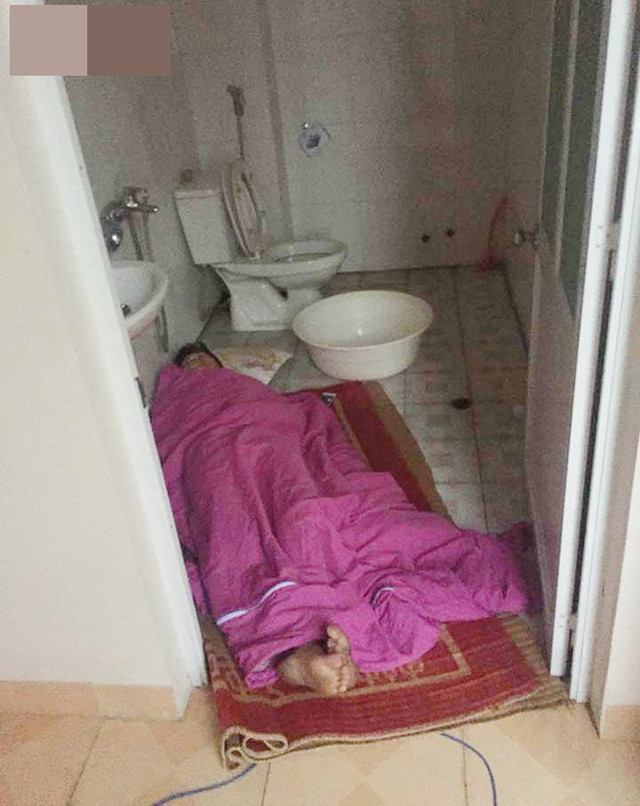 Xôn xao ảnh anh chồng mắc màn ngủ ngoài đường vì cãi lời vợ - Hình 3 Xon xao anh anh chong mac man ngu ngoai duong vi cai loi vo-Hinh-3