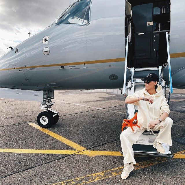 Tại sao nhiều người thích theo dõi cuộc sống sang chảnh của rich kid - Hình 5 Tai sao nhieu nguoi thich theo doi cuoc song sang chanh cua rich kid-Hinh-5