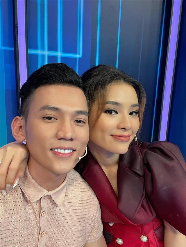 Nhà Lý Bình xây cưới vợ bị chê, Phương Trinh Jolie nói gì? - Hình 3 Nha Ly Binh xay cuoi vo bi che, Phuong Trinh Jolie noi gi?-Hinh-3