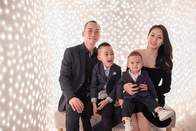 Ngọc Thạch hết hồn khi quý tử 6 tuổi "tặng kim cương cho bạn gái" - Hình 10 Ngoc Thach het hon khi quy tu 6 tuoi