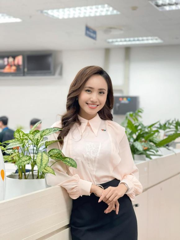 "Cô gái thời tiết" Xuân Anh bất ngờ chia sẻ ảnh 8 năm về trước - Hình 11