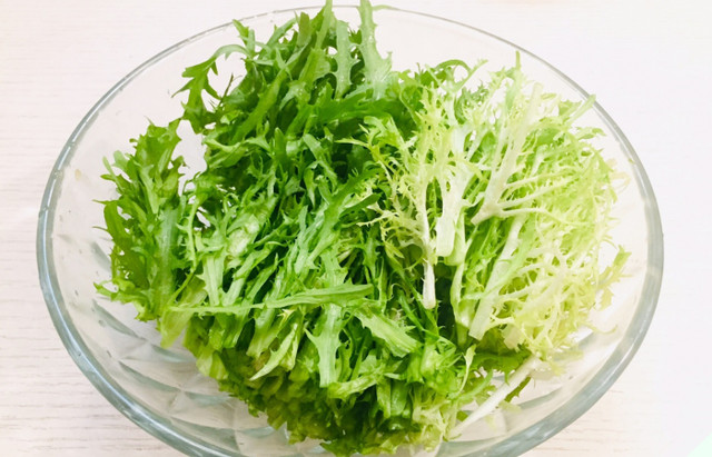 Loại rau dưỡng gan, bổ mắt ngừa ung thư giá rẻ bất ngờ Loai rau duong gan, bo mat ngua ung thu gia re bat ngo