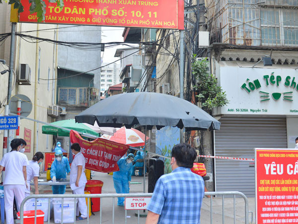 CDC nói về ổ dịch ở Thanh Xuân: “1.700 người gần như là F1 hết“ CDC noi ve o dich o Thanh Xuan: “1.700 nguoi gan nhu la F1 het“