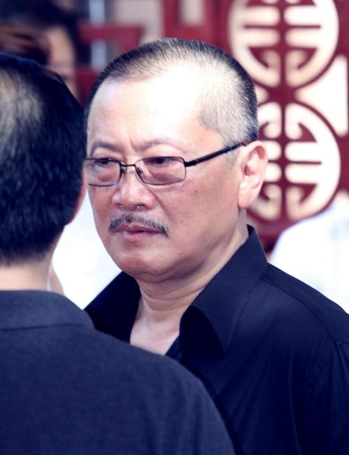 Đời thực của NSƯT Trần Đức - "ông trùm" khét tiếng màn ảnh Việt - Hình 2 Doi thuc cua NSUT Tran Duc -