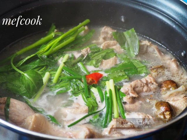 Làm vịt om sấu thêm nước nóng hay nước lạnh? - Hình 3 Lam vit om sau them nuoc nong hay nuoc lanh?-Hinh-3