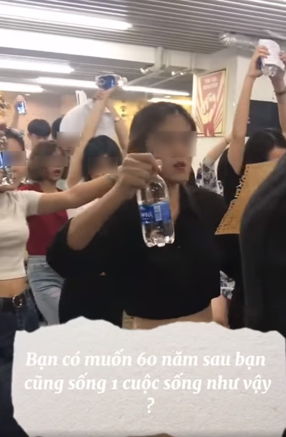 Cận cảnh giờ học của hội “tỷ phú tương lai” gây choáng - Hình 7 Can canh gio hoc cua hoi “ty phu tuong lai” gay choang-Hinh-7