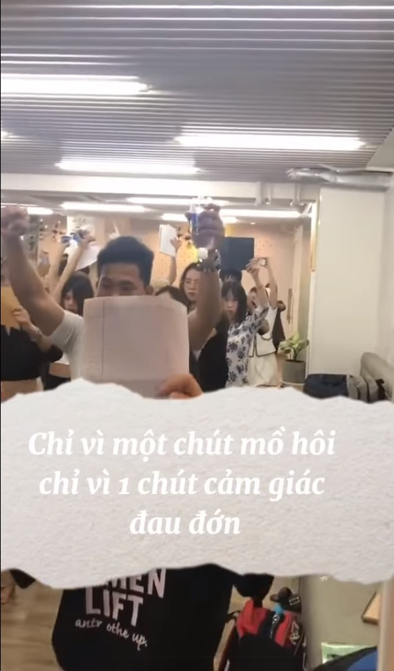 Cận cảnh giờ học của hội “tỷ phú tương lai” gây choáng - Hình 4 Can canh gio hoc cua hoi “ty phu tuong lai” gay choang-Hinh-4