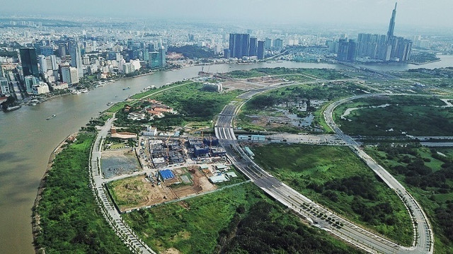 "Ăn" đất vàng công sản, nhiều quan chức vướng vòng lao lý - Hình 2 "Ăn" đất vàng công sản, nhiều quan chức vướng vòng lao lý ảnh 2