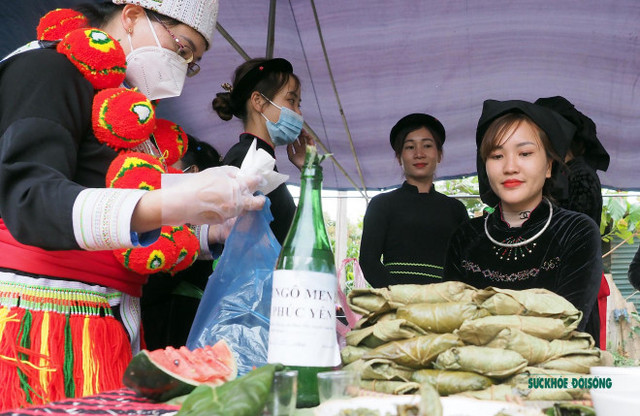 Ngọt bùi bánh nếp nhân trứng kiến của người Tày ở Tuyên Quang - Hình 10 Ngot bui banh nep nhan trung kien cua nguoi Tay o Tuyen Quang-Hinh-10