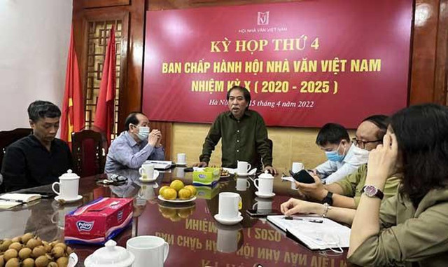 Ông Lương Ngọc An thôi giữ chức Phó Tổng biên tập báo Văn nghệ Ong Luong Ngoc An thoi giu chuc Pho Tong bien tap bao Van nghe