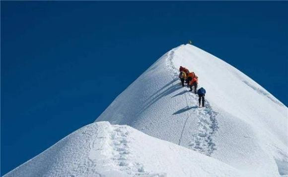 Băng tuyết trên dãy Himalaya tan chảy, thứ nhìn thấy thật đáng sợ! - Hình 3 Bang tuyet tren day Himalaya tan chay, thu nhin thay that dang so!-Hinh-3