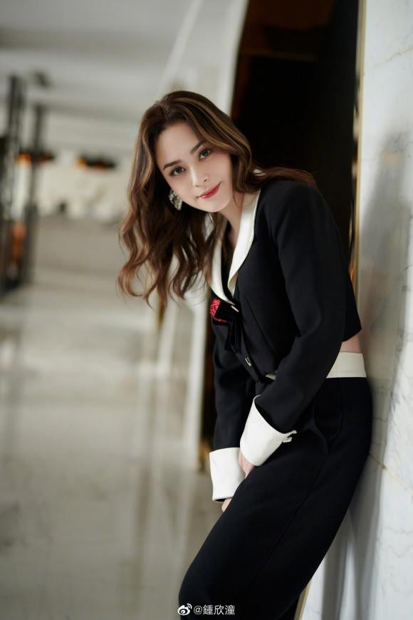 4 người phụ nữ bị Trần Quán Hy hủy hoại: 3 người rút khỏi showbiz - Hình 4 4 nguoi phu nu bi Tran Quan Hy huy hoai: 3 nguoi rut khoi showbiz-Hinh-4