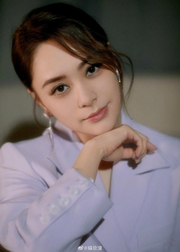 4 người phụ nữ bị Trần Quán Hy hủy hoại: 3 người rút khỏi showbiz - Hình 2 4 nguoi phu nu bi Tran Quan Hy huy hoai: 3 nguoi rut khoi showbiz-Hinh-2