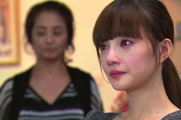 Vợ chồng anh trai phó mặc 3 đứa con cho mẹ tôi chăm sóc Vo chong anh trai pho mac 3 dua con cho me toi cham soc
