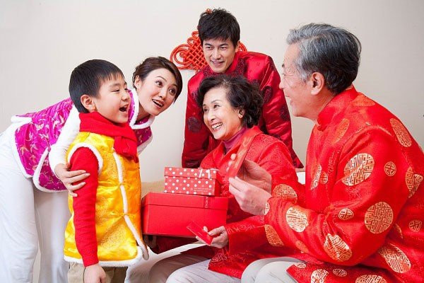 Làm ngay những điều này vào dịp tết Nguyên Đán để đón lộc thần Tài Lam ngay nhung dieu nay vao dip tet Nguyen Dan de don loc than Tai