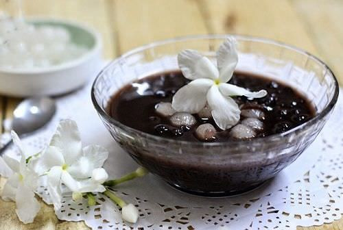 Hà Hồ, Mai Phương Thúy tóc bạc sớm, bí quyết cải thiện là gì? - Hình 3 Ha Ho, Mai Phuong Thuy toc bac som, bi quyet cai thien la gi?-Hinh-3