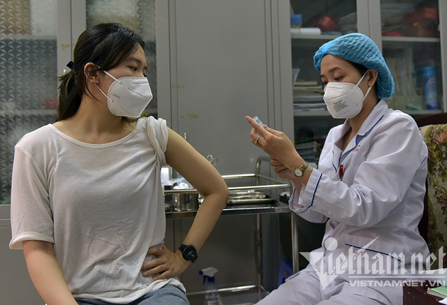 Chống dịch trước tiên phải dựa trên chuyên môn y học - Hình 2 Chong dich truoc tien phai dua tren chuyen mon y hoc-Hinh-2