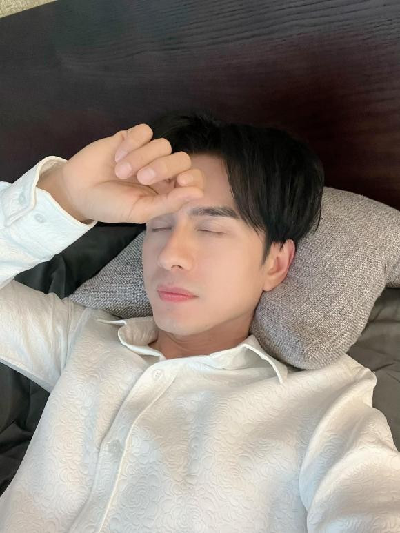 Đan Trường bị viêm phế quản nặng, năn nỉ lùi show Dan Truong bi viem phe quan nang, nan ni lui show