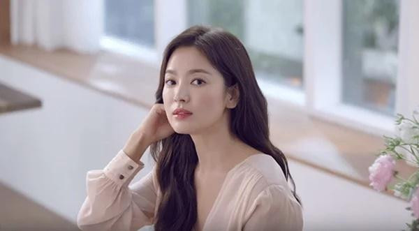 Phụ nữ có 1 trong 6 nét tướng càng già càng giàu, tiền nhiều vô đối - Hình 2 Phu nu co 1 trong 6 net tuong cang gia cang giau, tien nhieu vo doi-Hinh-2