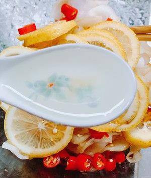 Cách làm củ cải muối chua cay, giòn ngon, ăn cực tốn cơm - Hình 6 Cach lam cu cai muoi chua cay, gion ngon, an cuc ton com-Hinh-6