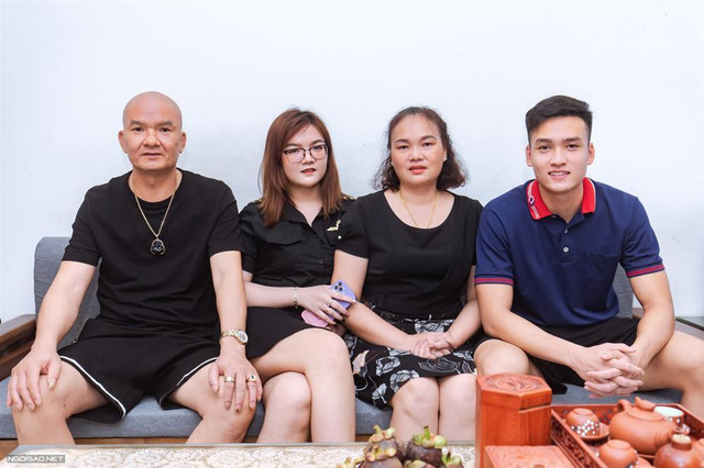 Hé lộ không gian sống bạc tỷ đội trưởng U23 Bùi Hoàng Việt Anh - Hình 3 He lo khong gian song bac ty doi truong U23 Bui Hoang Viet Anh-Hinh-3