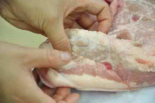 Ba bộ phận cực bẩn của con lợn, thích mấy cũng không nên ăn Ba bo phan cuc ban cua con lon, thich may cung khong nen an