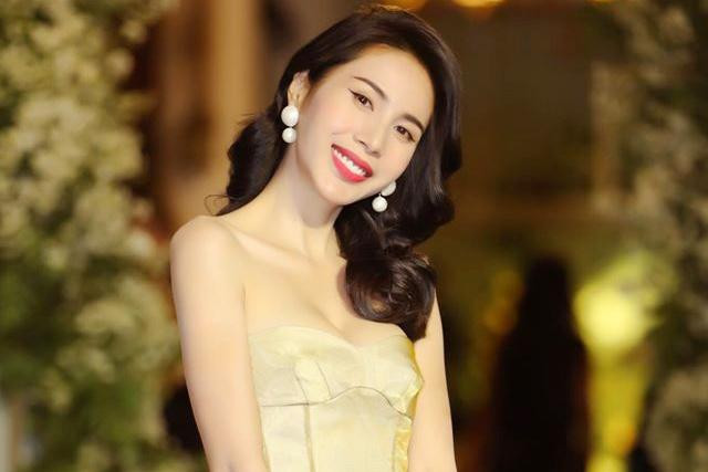 Thủy Tiên nói rõ nghi vấn ăn chặn tiền từ thiện xây biệt thự - Hình 3 Thuy Tien noi ro nghi van an chan tien tu thien xay biet thu-Hinh-3