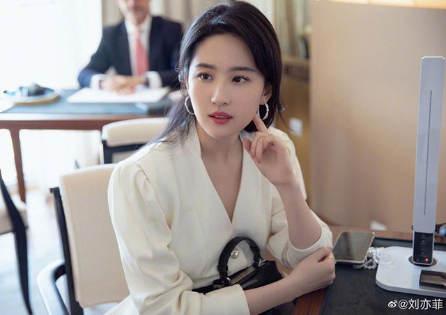 Sau cuộc hẹn đầu tiên, điều gì ở phụ nữ khiến đàn ông ấn tượng? Sau cuoc hen dau tien, dieu gi o phu nu khien dan ong an tuong?