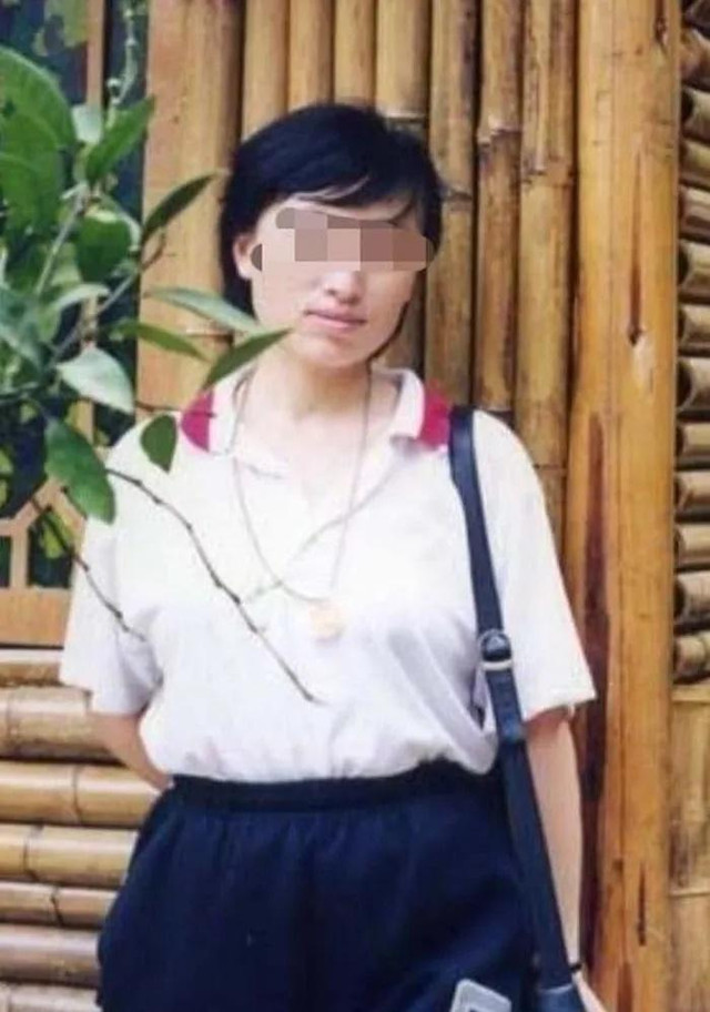 Cùng yêu cô giáo 45 tuổi, 2 nam sinh 17 tuổi gây bi kịch - Hình 2 Cung yeu co giao 45 tuoi, 2 nam sinh 17 tuoi gay bi kich-Hinh-2