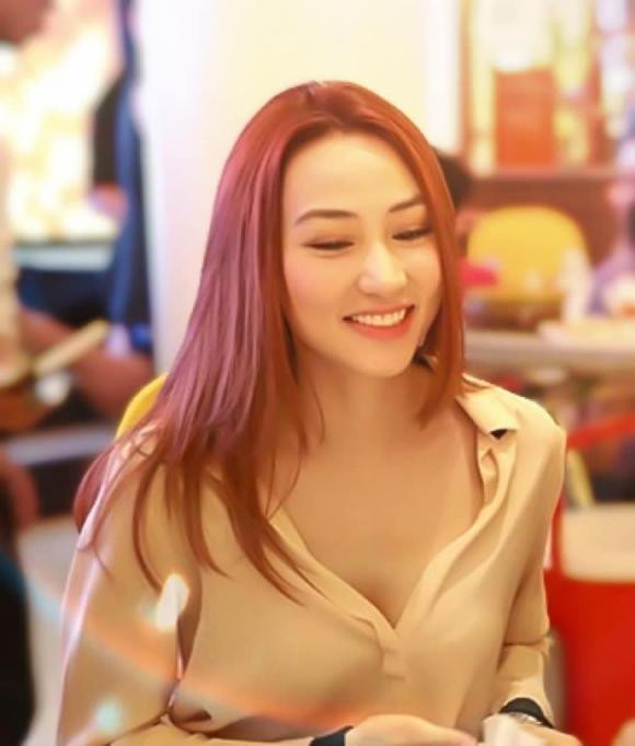 Bất ngờ bị chụp lén, nhan sắc của Ngân Khánh ra sao ở tuổi 35? Bat ngo bi chup len, nhan sac cua Ngan Khanh ra sao o tuoi 35?
